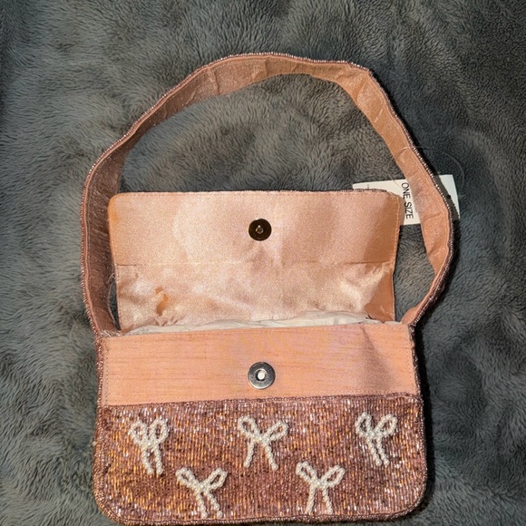 Beaded Bow-Accent Shoulder Bag in Dusty Rose - Picture 3 of 6